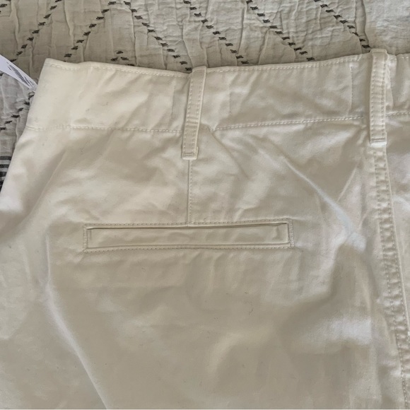 Gap High-rise Straight Khaki NWT - Picture 3 of 9